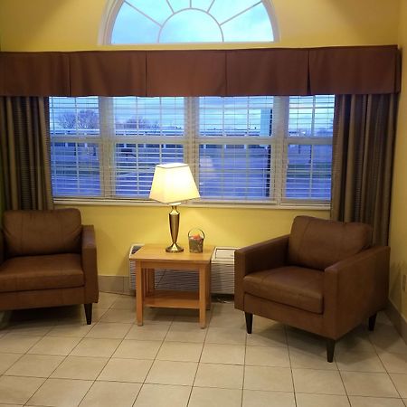 Microtel Inn & Suites By Wyndham Delphos Esterno foto