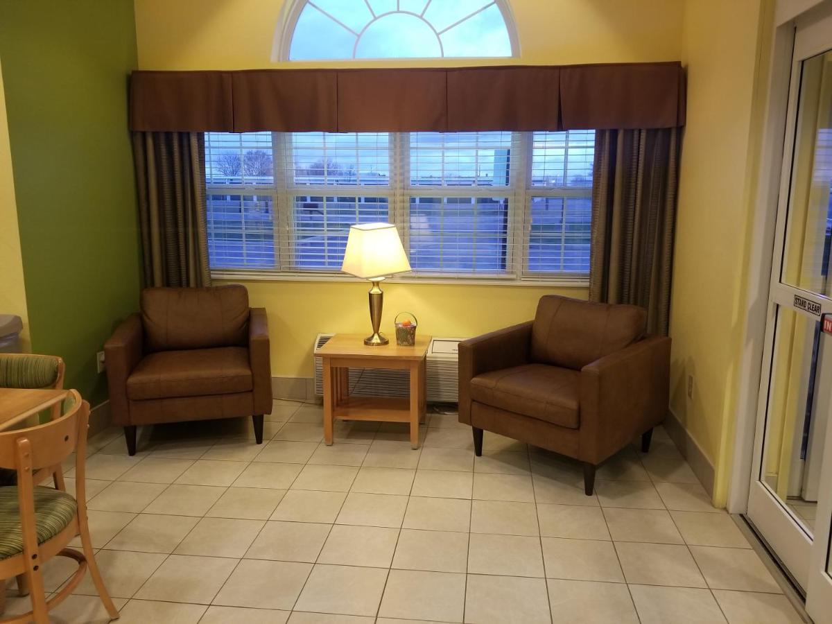 Microtel Inn & Suites By Wyndham Delphos Esterno foto