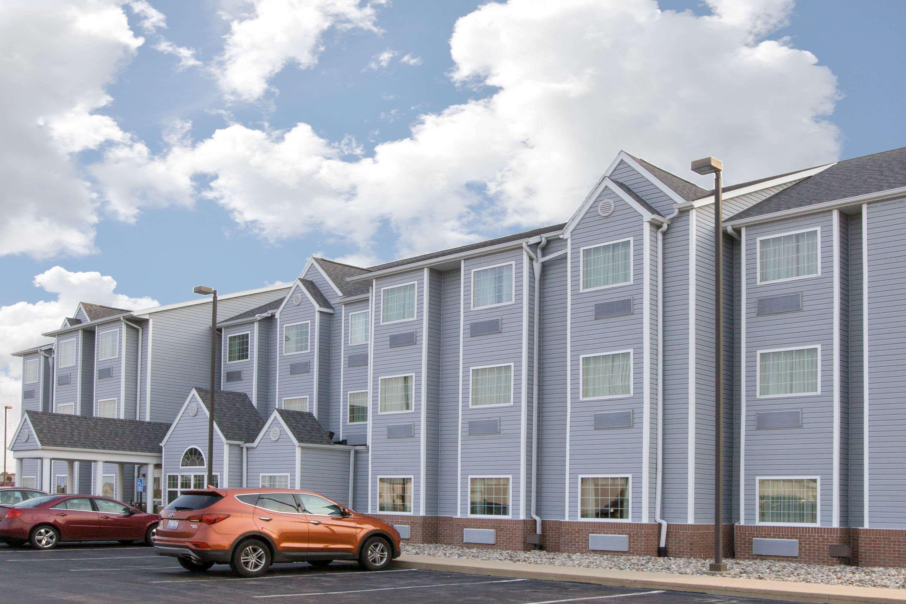 Microtel Inn & Suites By Wyndham Delphos Esterno foto